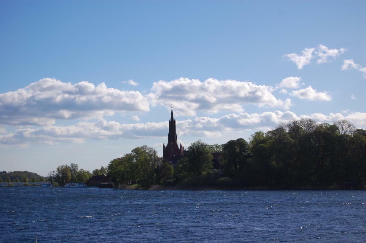 "An Der Wasserstrasse" Malchow  Kültér fotó