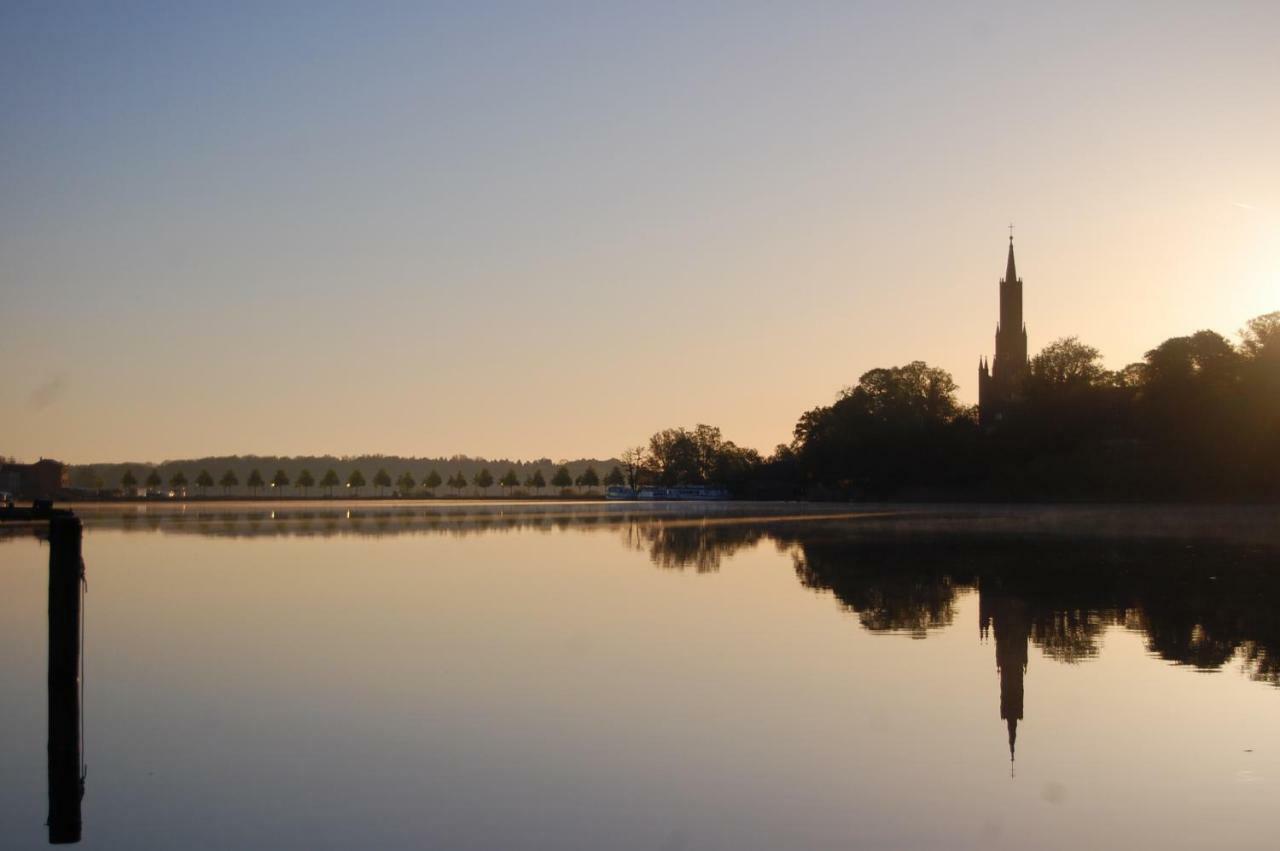 "An Der Wasserstrasse" Malchow  Kültér fotó